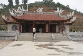 ទួរទេសចេណ៍វិហារបណ្តាស្តេចHung។